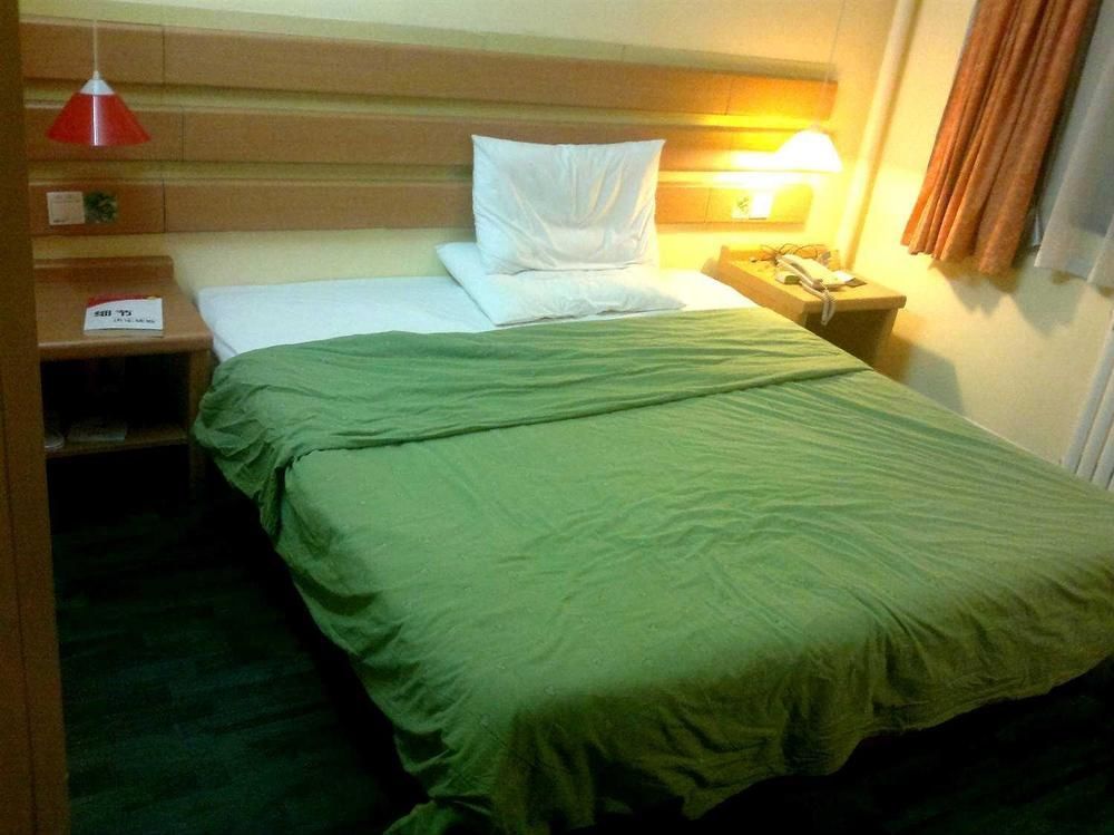 Home Inn Changchun Dajing Road Ouya Outlets Kültér fotó